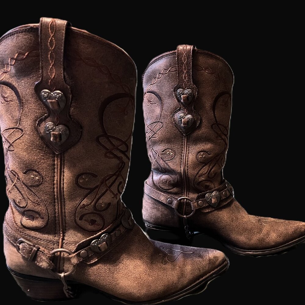 Durango Western Boots – Embroidery & Metal Details